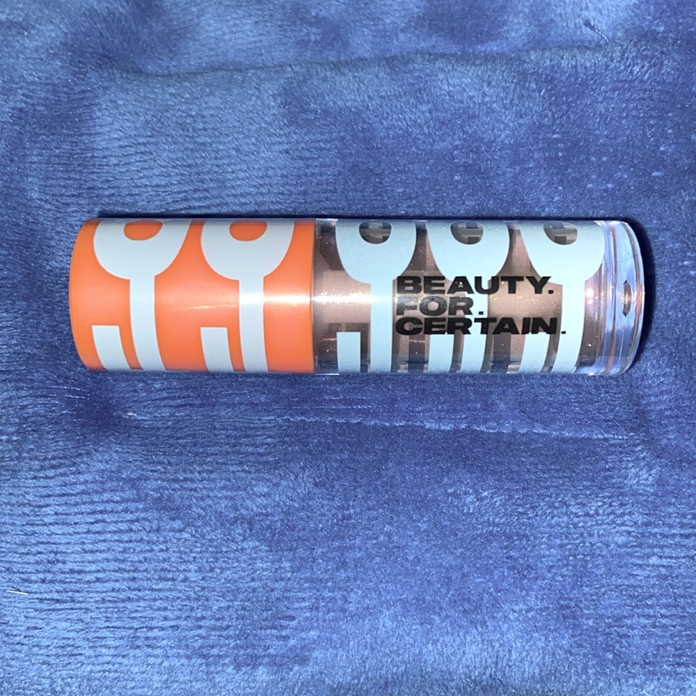 BEAUTY FOR CERTAIN

High Gloss Lip Oil in Rosado